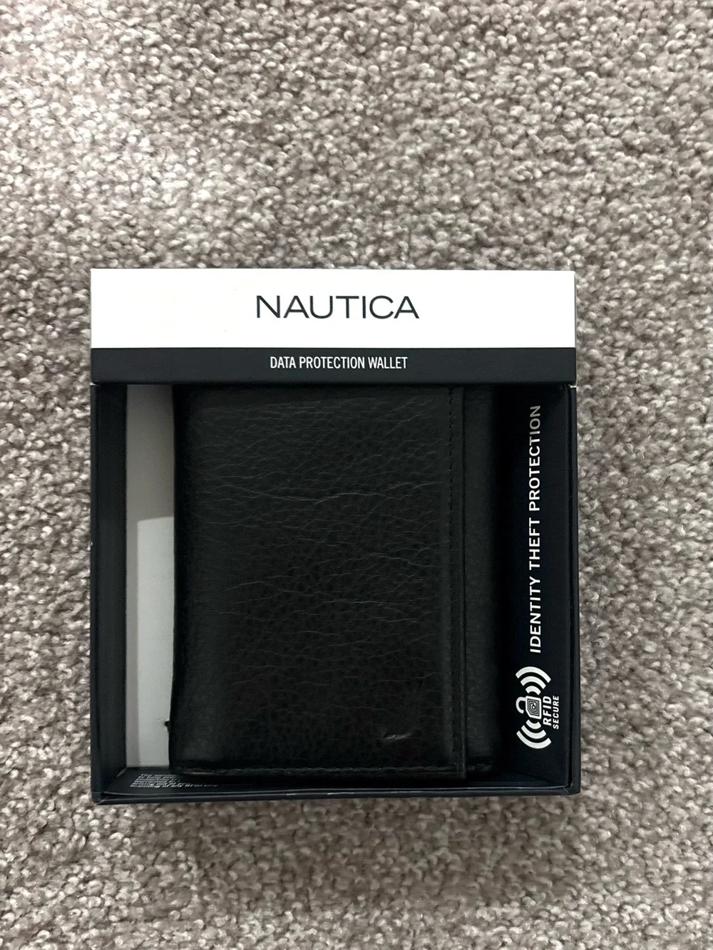 Brand New Nautica Black RFID-Blocking Bifold Card Holder Wallet
